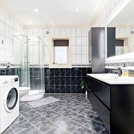 Appartement Modern 4 Center *