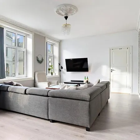 Modern 4 Center Lägenhet Ålesund