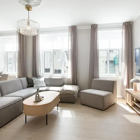 Modern 4 Center Daire