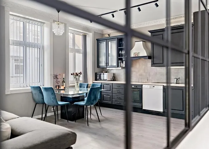 Appartement Modern 4 Center *